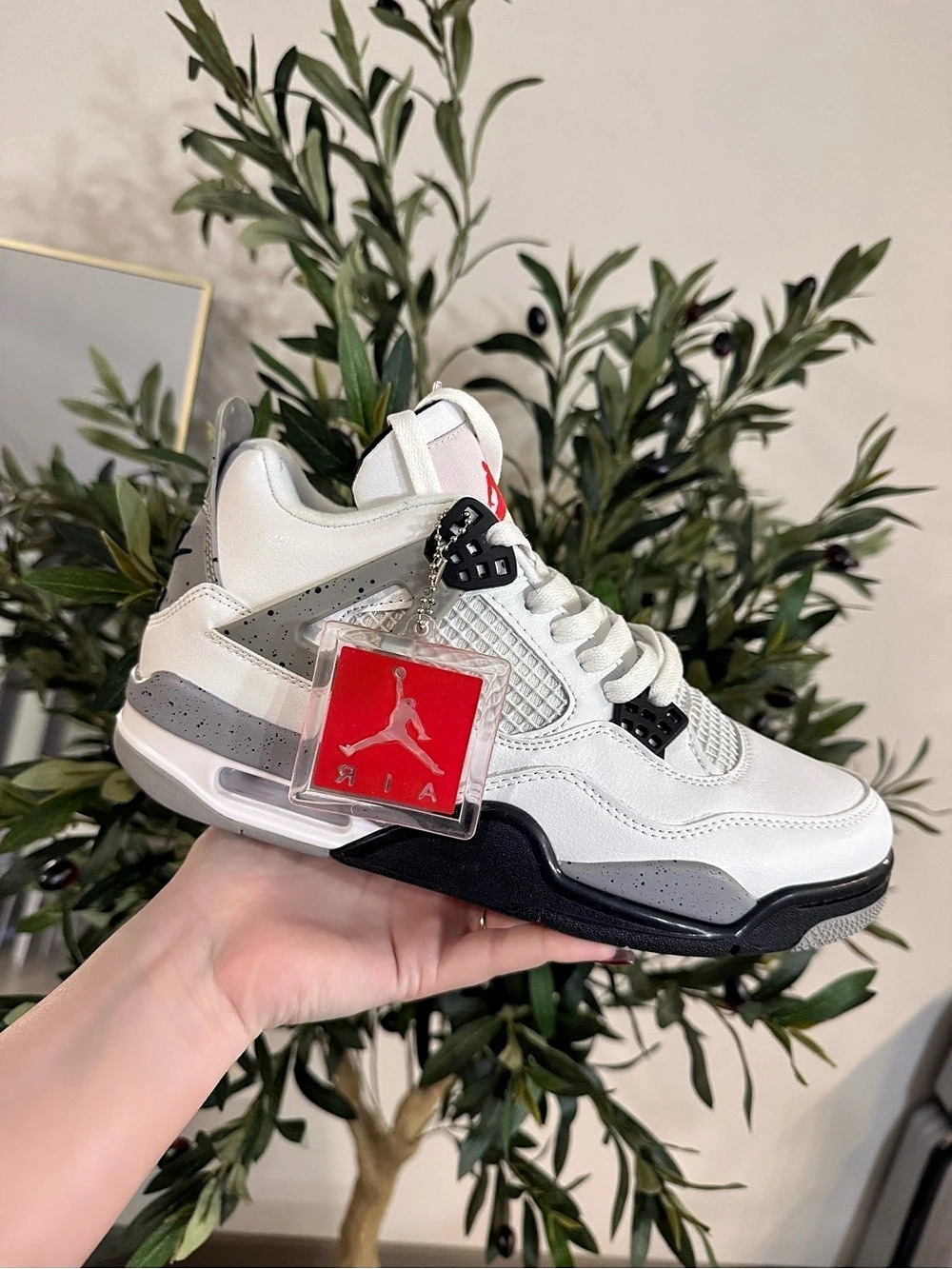 Nike Air Jordan 4 White & Black NWT